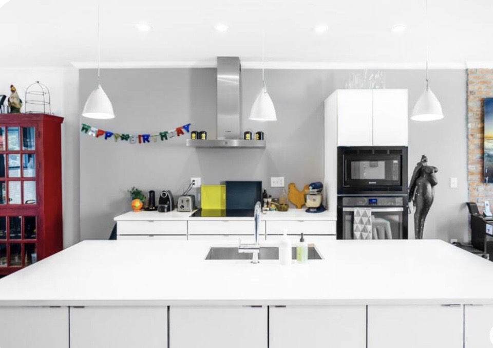 Kitchen island